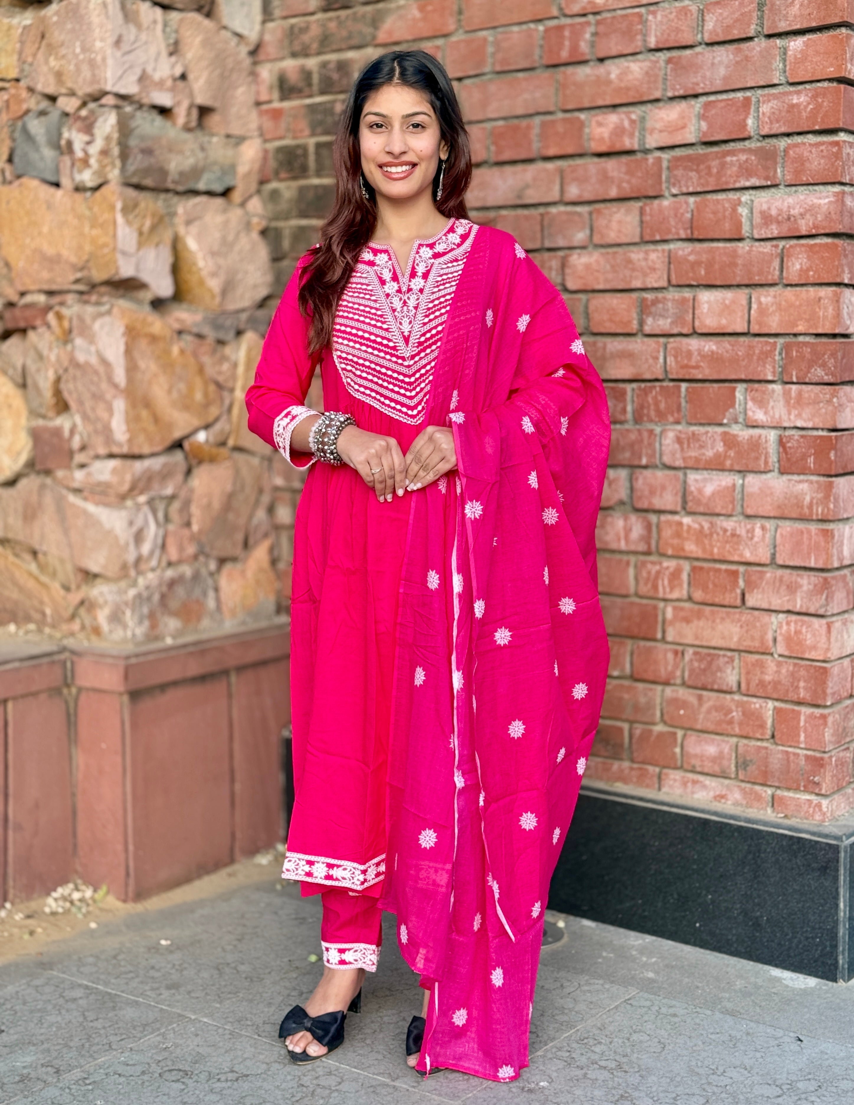 Rani Pink V-Neck Cotton 3-Piece Suit
