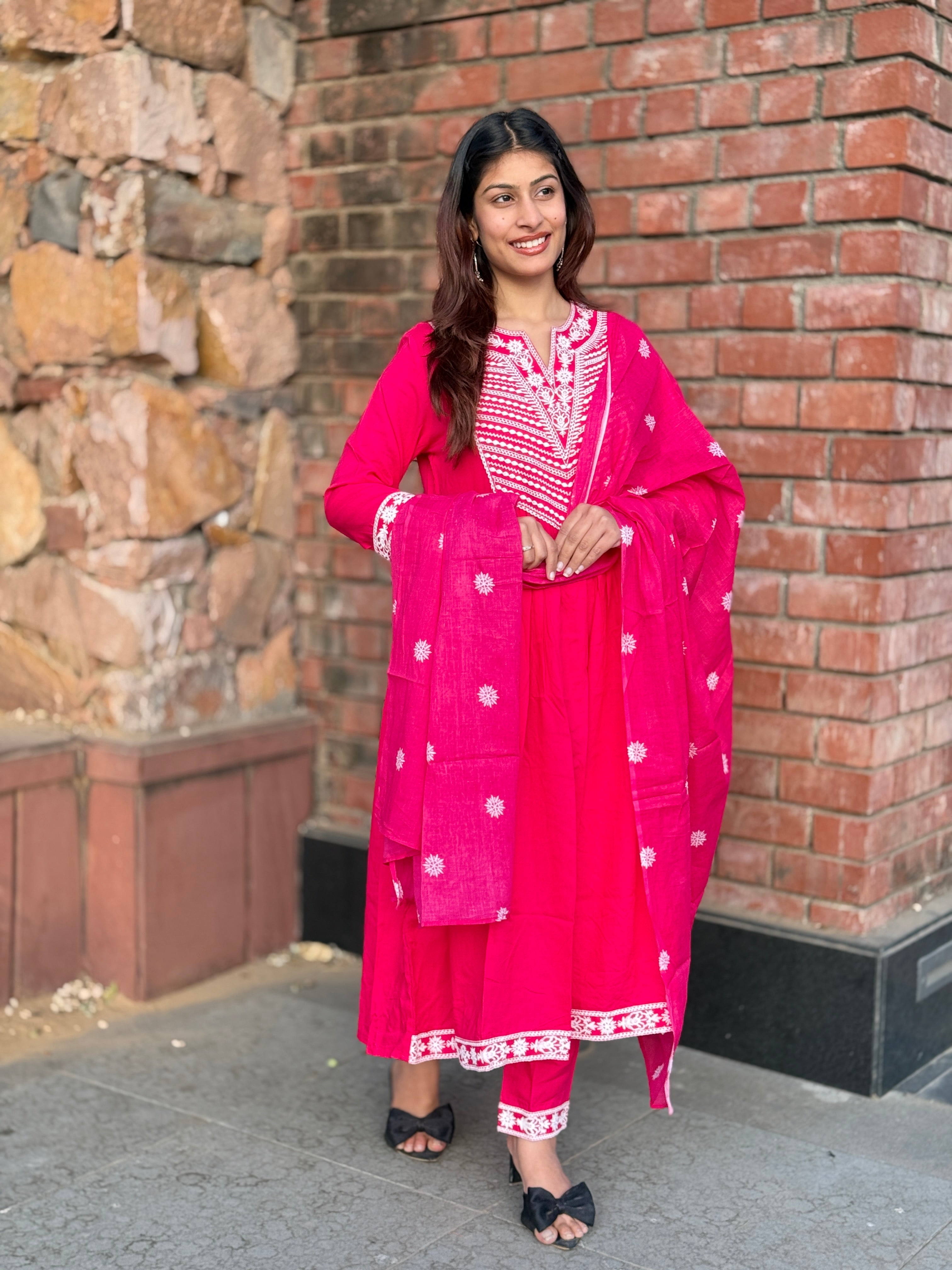Rani Pink V-Neck Cotton 3-Piece Suit